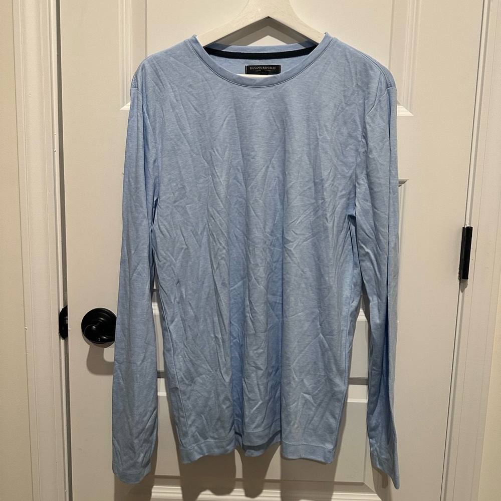 Men’s Banana Republic Light Blue Long Sleeve Shirt